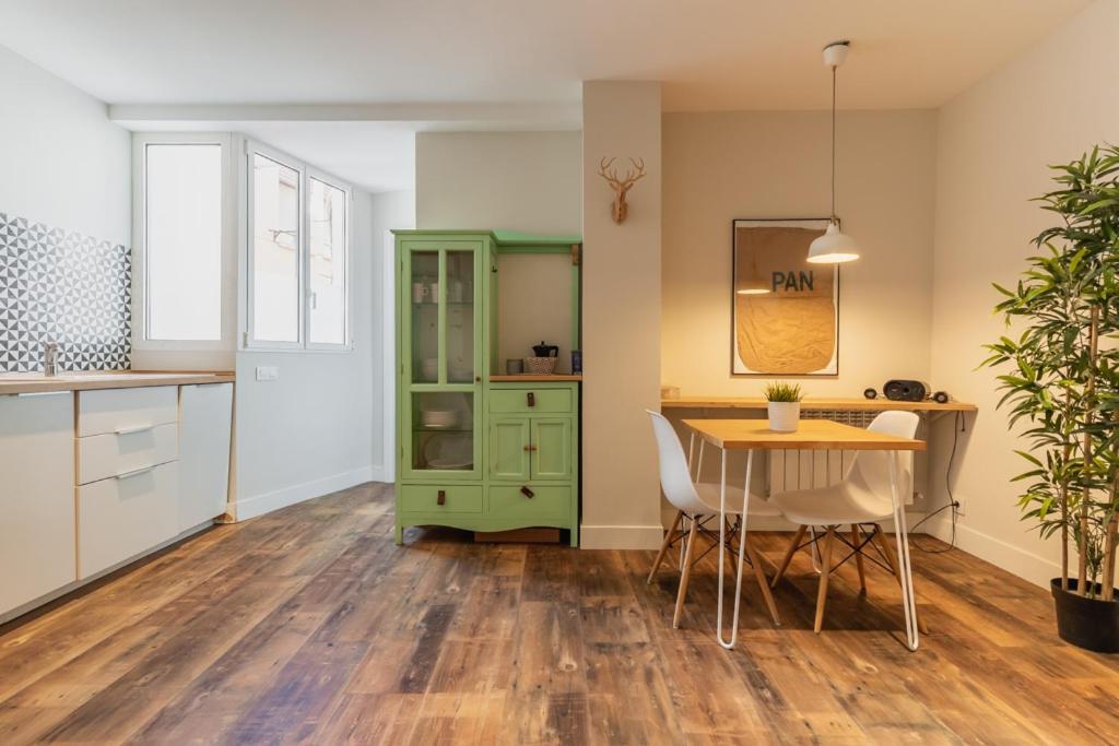 Apartamento Modern Stylish -1bd 1bath-lavapies Madrid